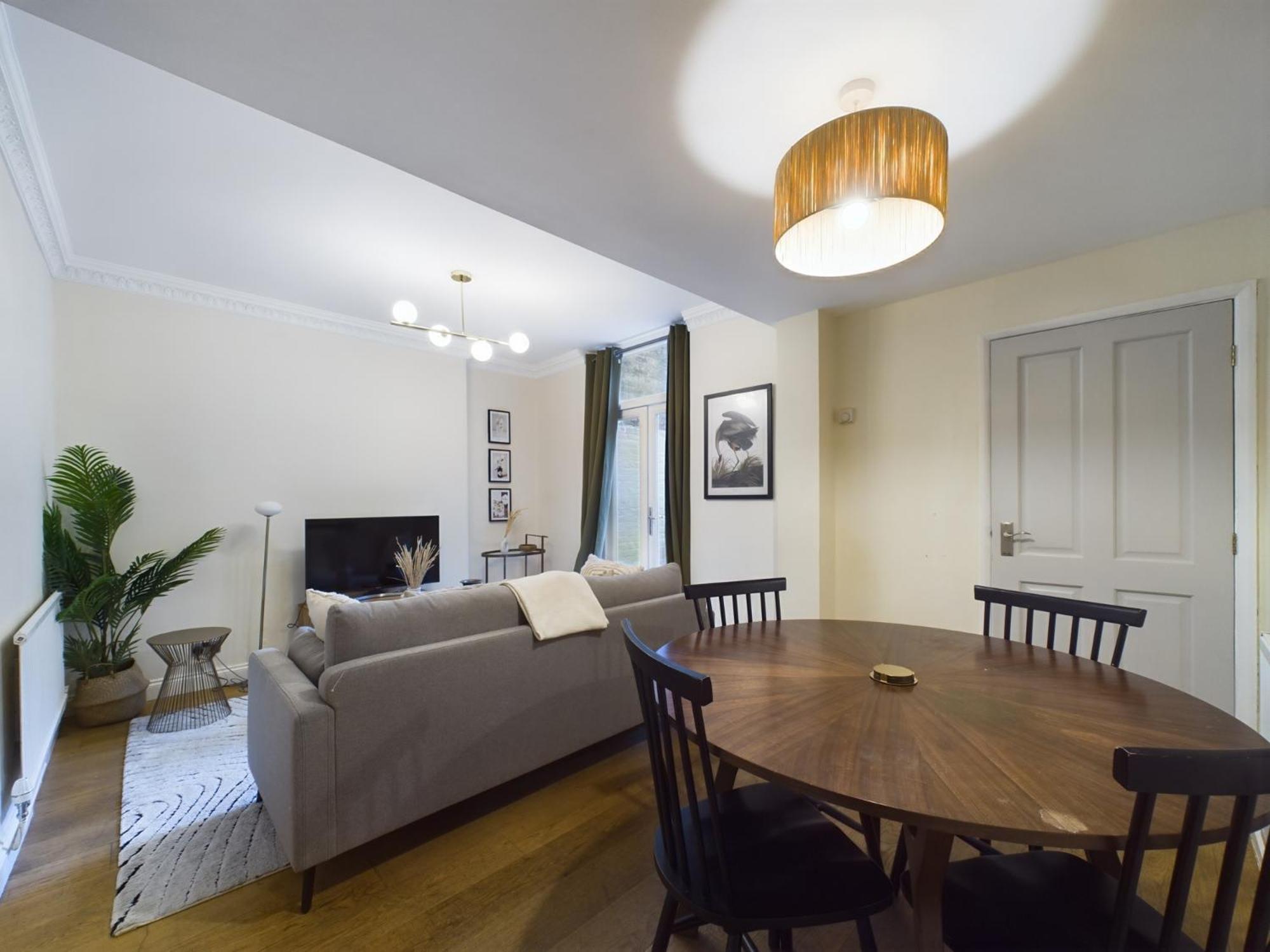 The Pimlico Place - 2Bdr Apartment With Courtyard لندن المظهر الخارجي الصورة